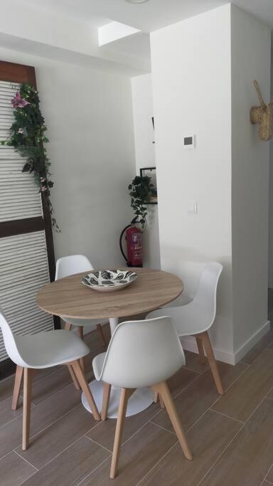 Apartamento Laurana ซานตานเดร์ ภายนอก รูปภาพ